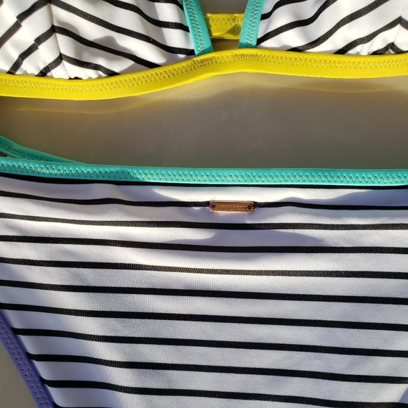 Victoria's Secret Swimwear Set Strappy Bikini Large Top & Medium Bottom NWT - Picture 6 of 15